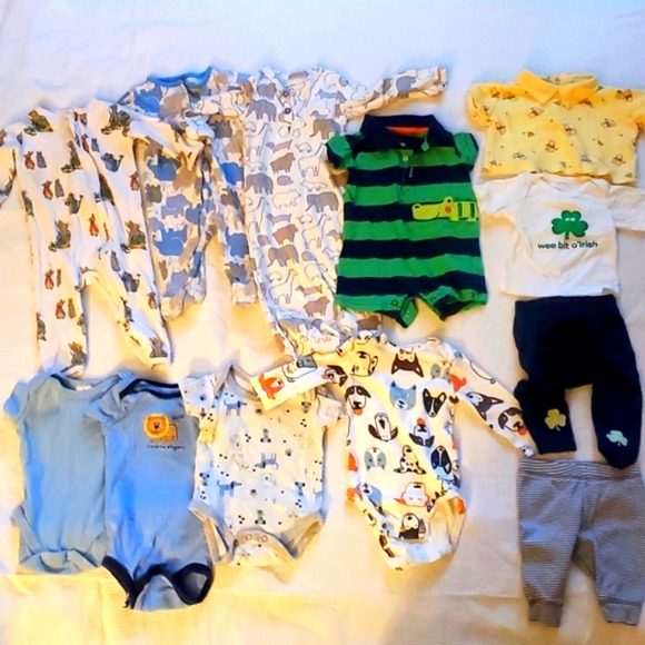 Big bundle lot of baby boys clothes 0-3 months - Picture 1 of 9